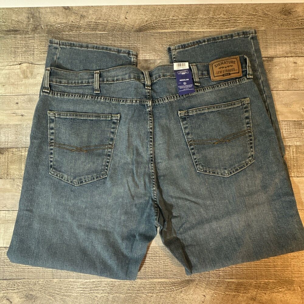 Signature Levi Strauss Gold Flex Performance Jeans Men’s 42X30 Reg Straight Leg - Picture 11 of 16